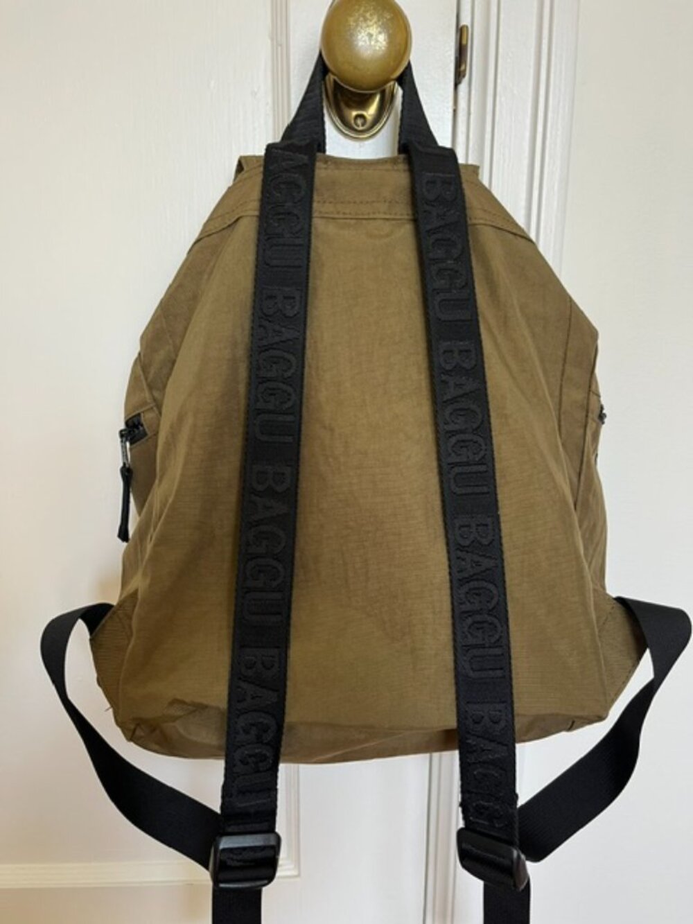 BAGGU Small Sport Backpack in Kelp - Picture 6 of 8